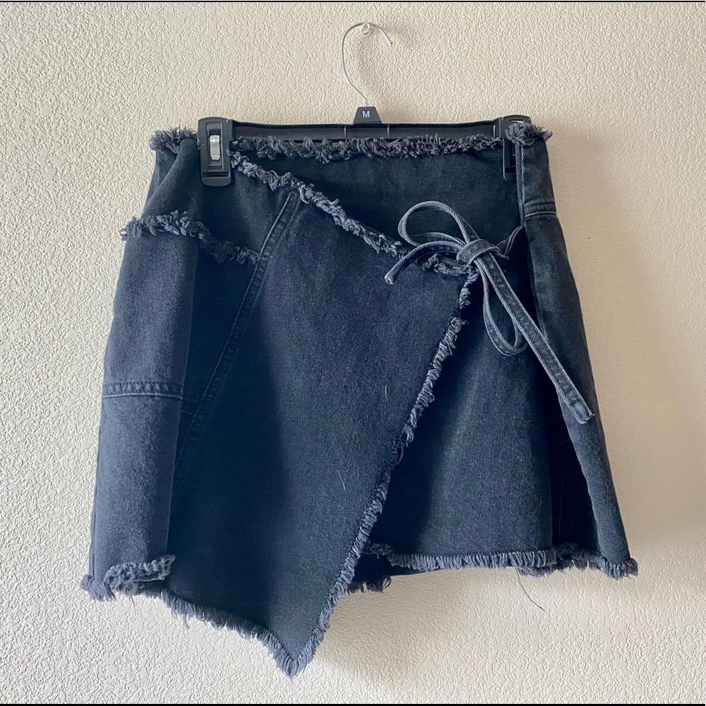 🖤 BDG Black Denim Wrap Skirt 🖤